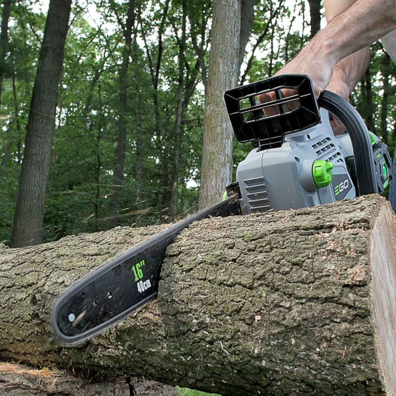 EGO CS1614E 40cm Chainsaw Kit (5.0Ah Battery & Rapid Charger)