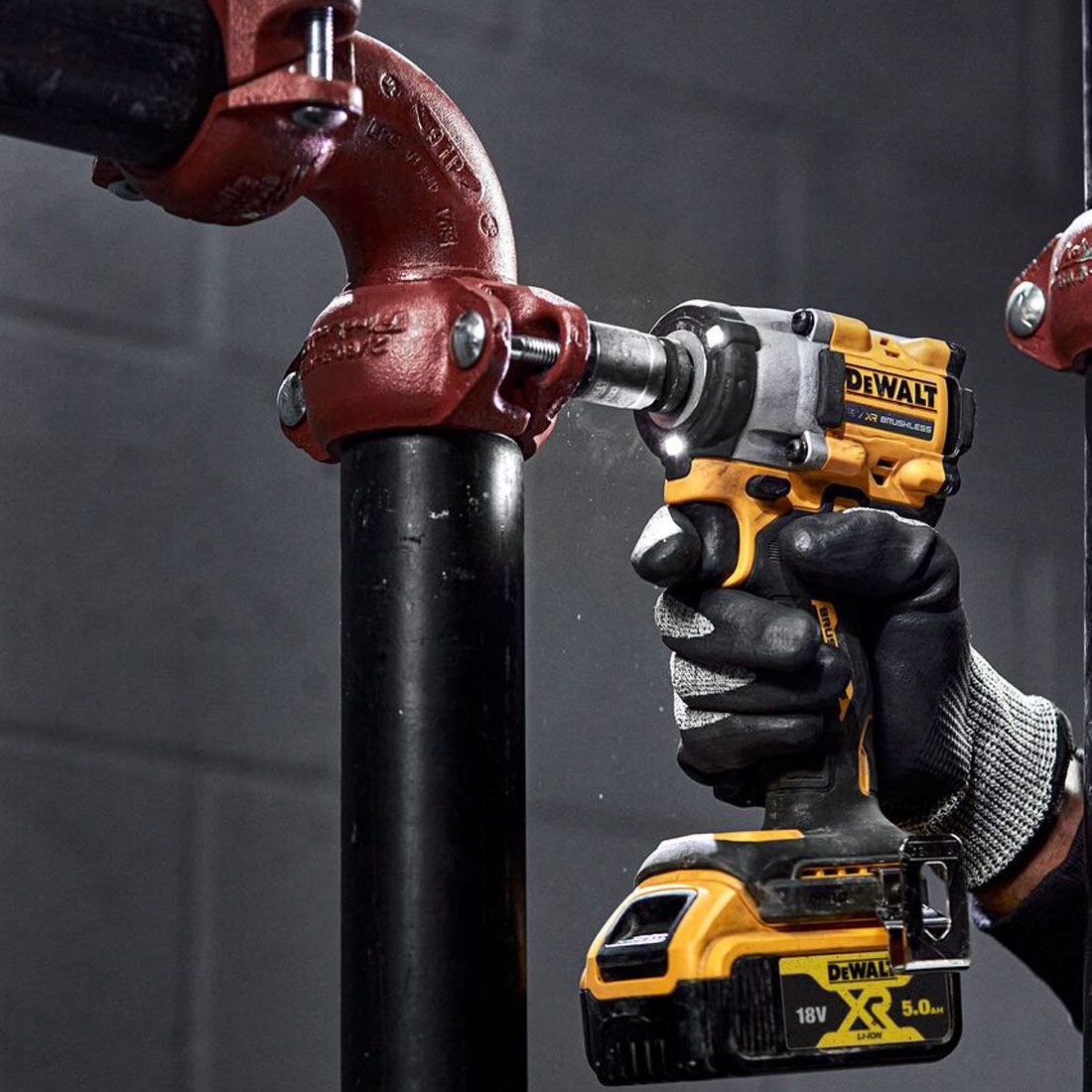 DeWalt DCF921N 18v XR Brushless 1/2" Impact Wrench (Body Only)