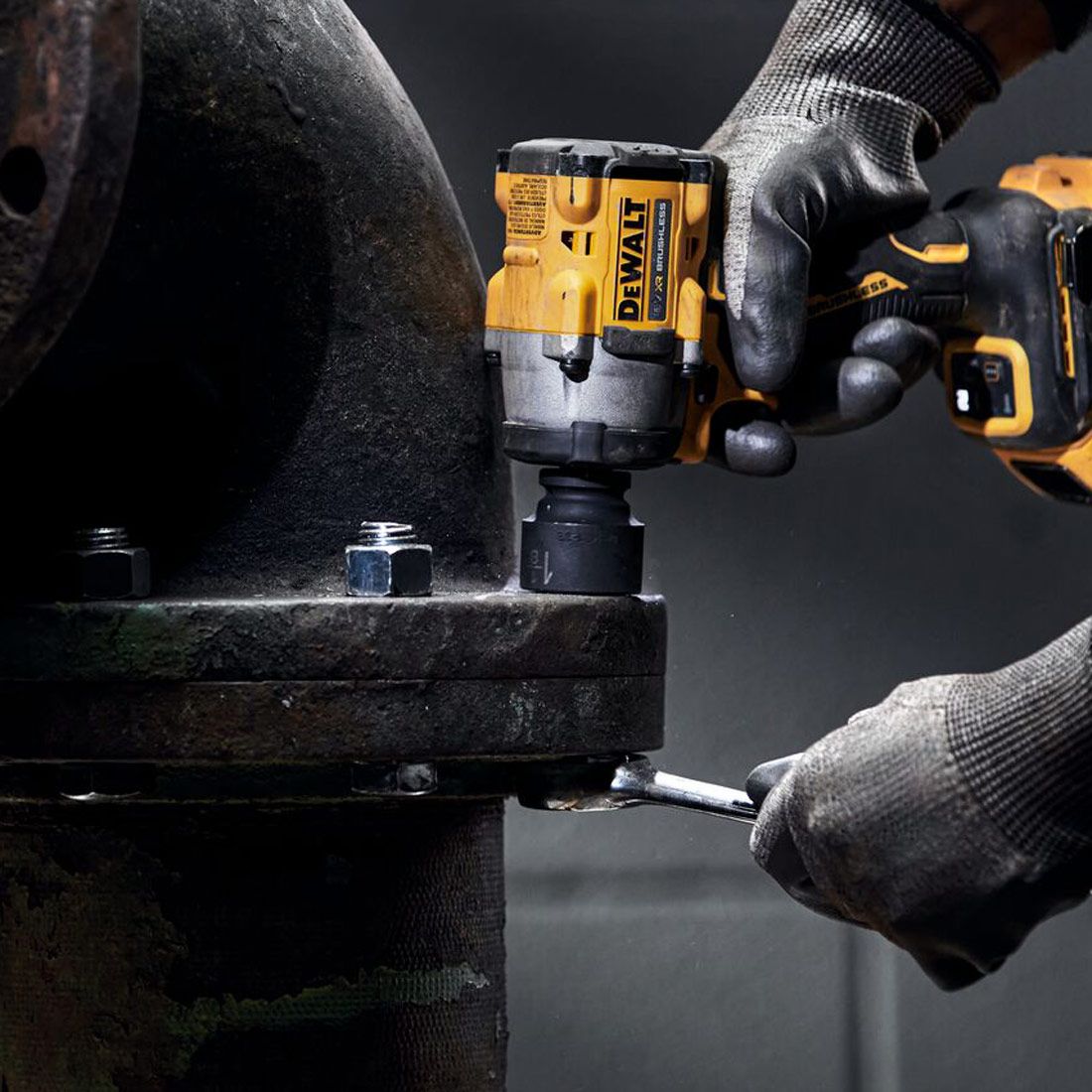 DeWalt DCF921N 18v XR Brushless 1/2" Impact Wrench (Body Only)