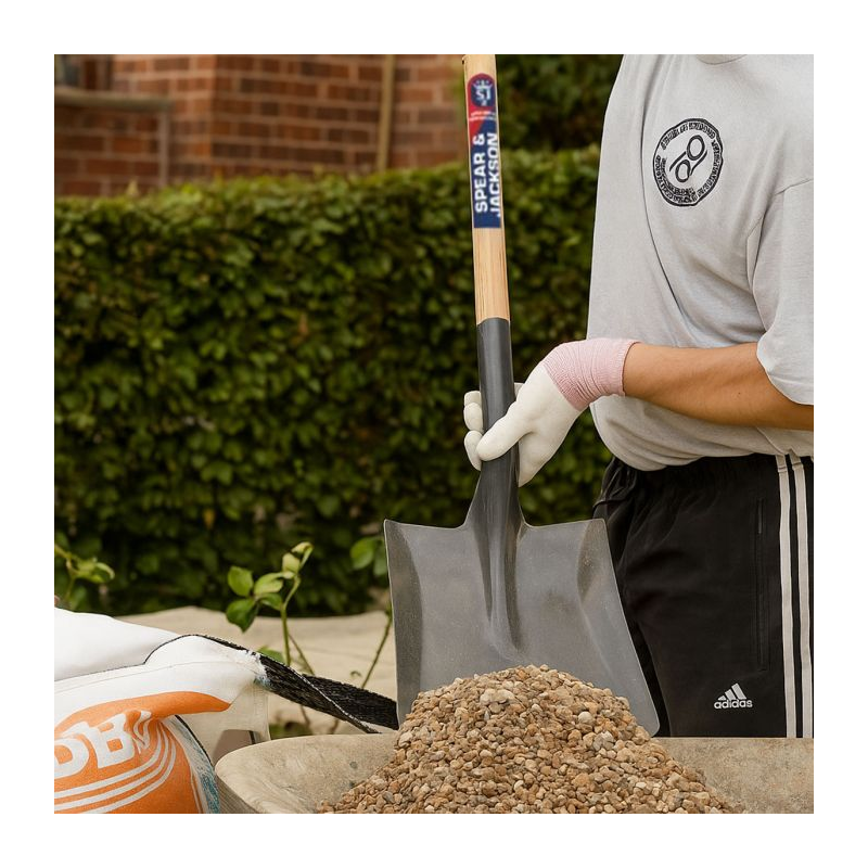 Spear & Jackson NO.2 Handle Concrete Shovel 2029