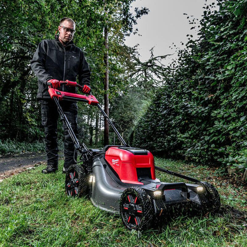 Milwaukee M18F2LM53-122 18V Lawn Mower Kit 53cm (2x 12Ah Batteries & Charger)