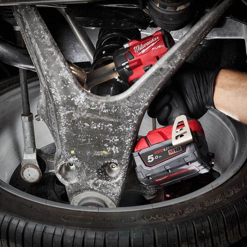 MILWAUKEE M18FIW2F38-0X 18V FUEL COMPACT 3/8 IMPACT WRENCH (BODY ONLY)