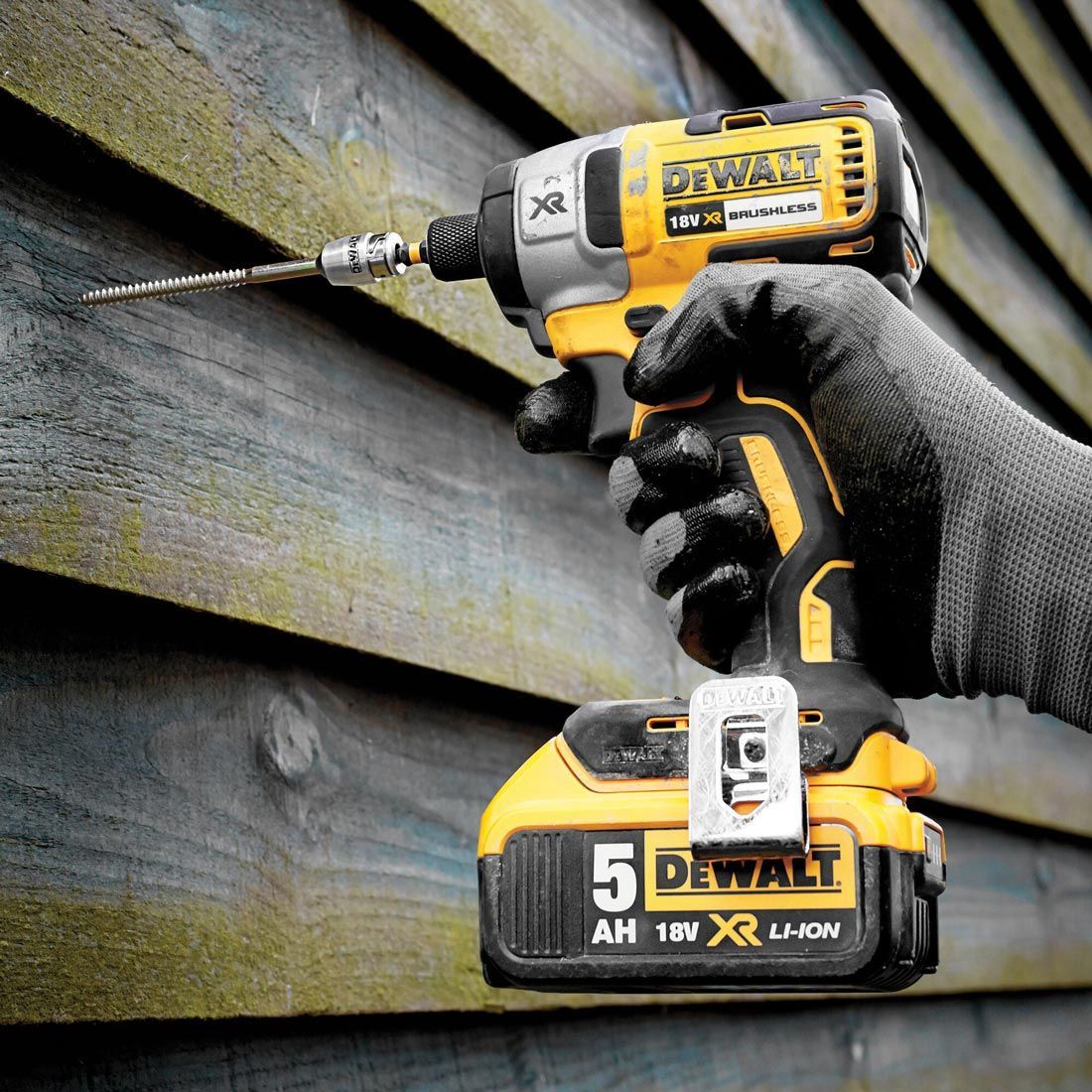 DeWalt DCK266P2 18v XR Brushless Combi Drill & Impact Driver Twinpack Kit (2x 5.0Ah, Charger, Case)