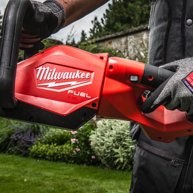 Milwaukee M18FHET60G2-0 M18 FUEL 60cm Hedge Trimmer (Body Only)