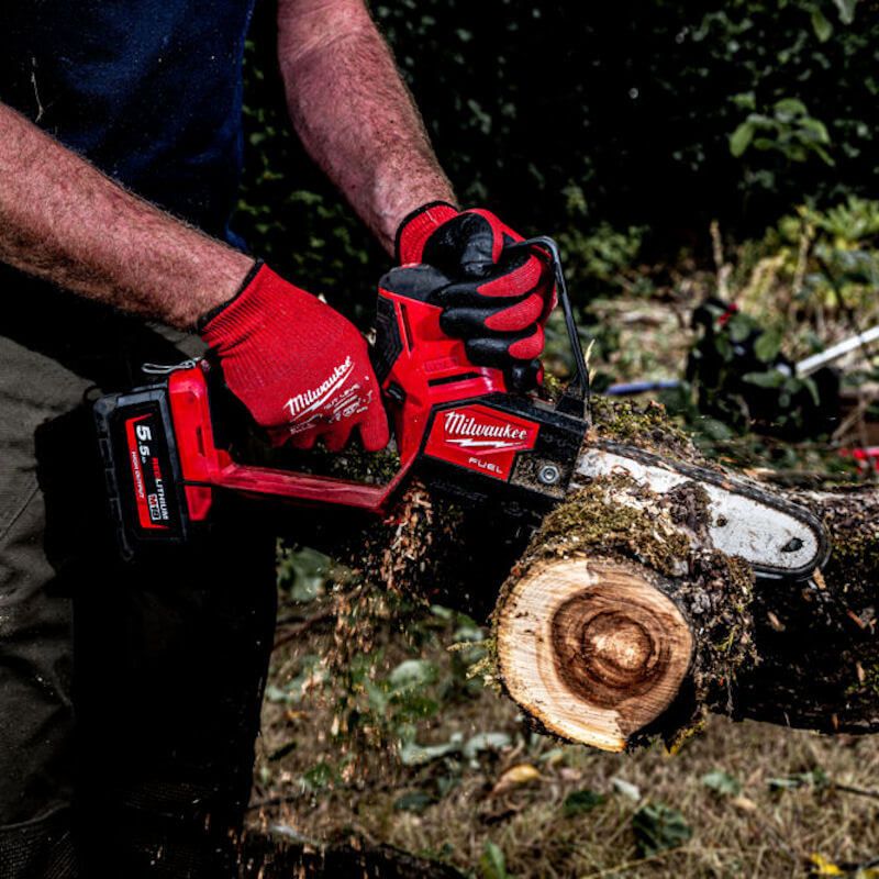 Milwaukee M18FHS20-0 M18 FUEL 20cm Hatchet Pruning Saw (Body Only)