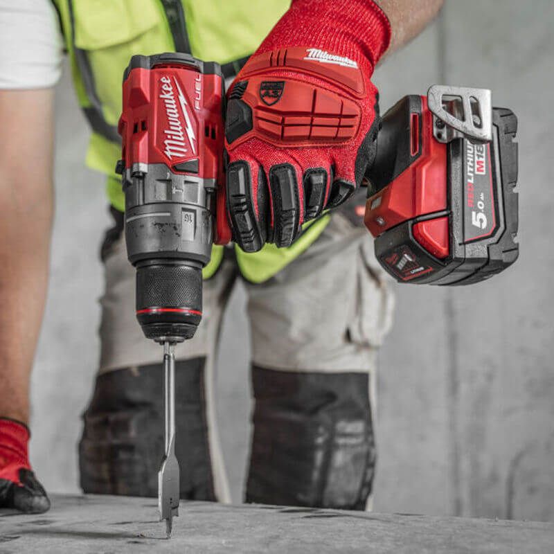 Milwaukee M18FPP2A3-502X 2 Piece M18 FUEL Power Twin Pack (2x 5Ah, Batteries, Charger)