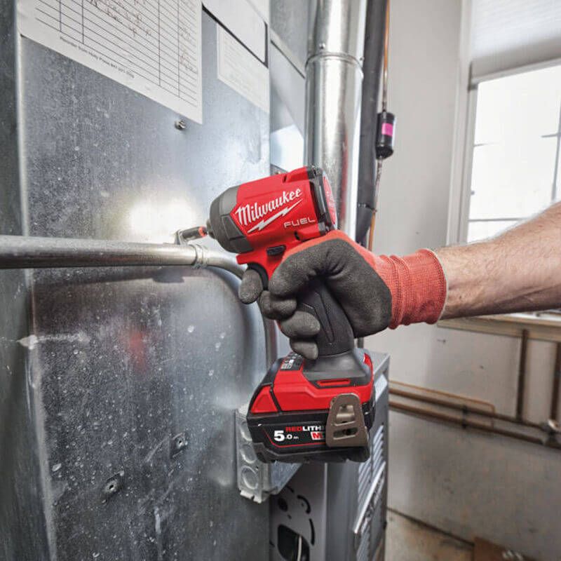 Milwaukee M18FPP2A3-502X 2 Piece M18 FUEL Power Twin Pack (2x 5Ah, Batteries, Charger)