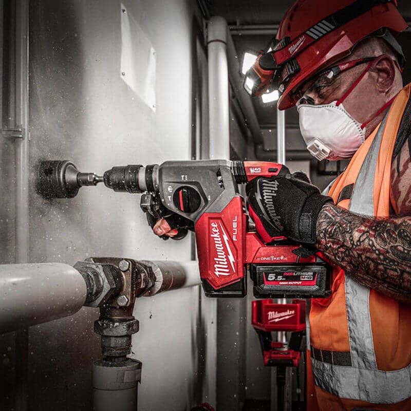 Milwaukee M18ONEFHX-552X M18 One Key FUEL SDS+ Hammer Kit (2x 5.5Ah, Charger, Case)